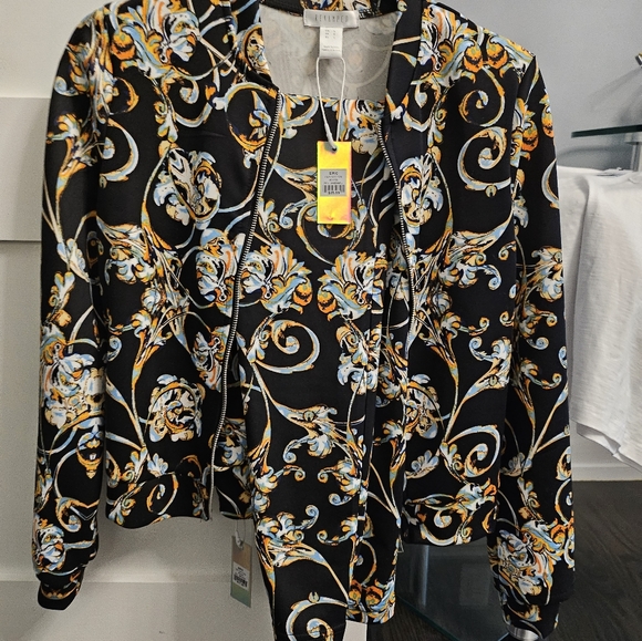 Sweater and pants set - Picture 1 of 5